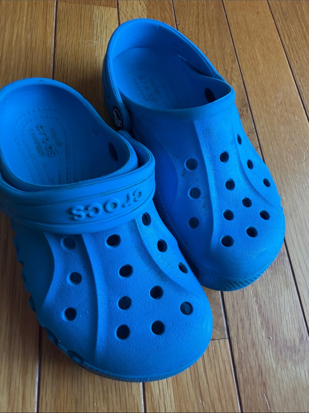 CROCS Kids Classic Clog in Bright Blue